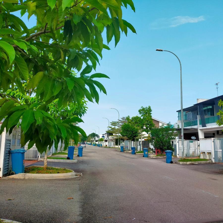 Casuarina Sea Breeze Desaru Apartment Bagian luar foto