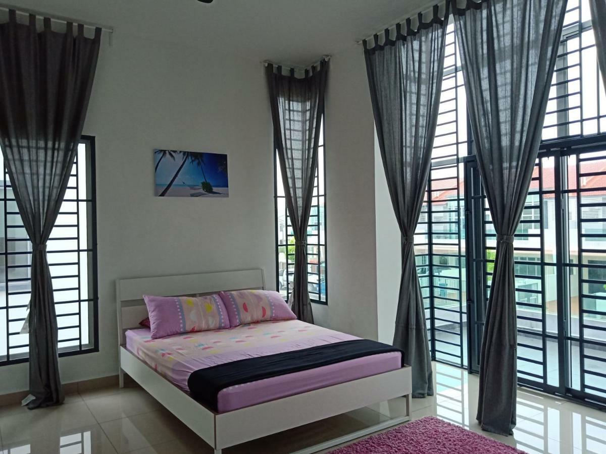 Casuarina Sea Breeze Desaru Apartment Bagian luar foto